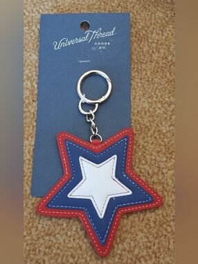 Universal Thread Star Bag Charm/Keychain